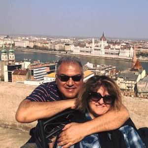 Meet your Posher, Azita